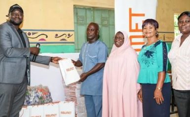 JULIUS BERGER ABUMET’S CSR ACTIVITY EXCITES STUDENTS   AS COMPANY DONATES BOOKS, SUNDRY STUDY MATERIALS TO SCHOOLS IN THE FCT