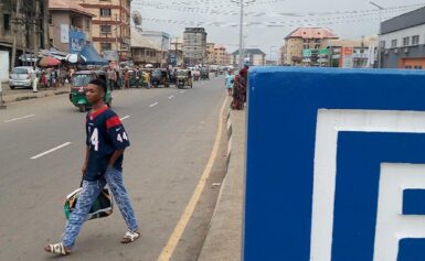 Ecstatic Aba residents relocate to newly reconstructed Port Harcourt Road